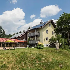 ferienwohnung-sigis-waldhaus.com-bavaria.com/