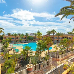 hola-bent-pool-and-terrace-irent-fuerteventura.in-canary-islands.com/